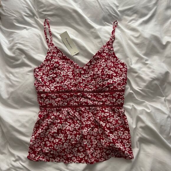 Francesca’s Monroe Ladder Trim Floral Tank Top Size XXS - Picture 2 of 10